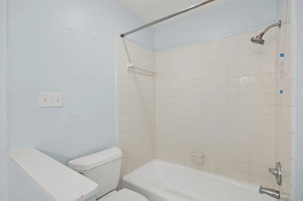Photo of 20114 Lions Gate Drive