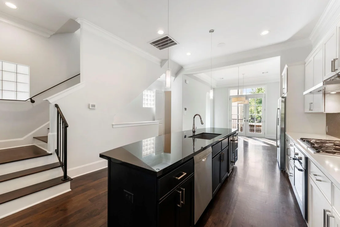 Photo of 130 Gateway Park Place