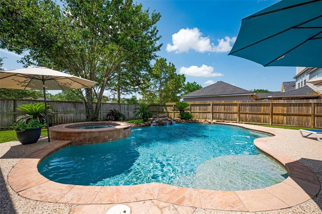 Photo of 16323 Burham Park Drive