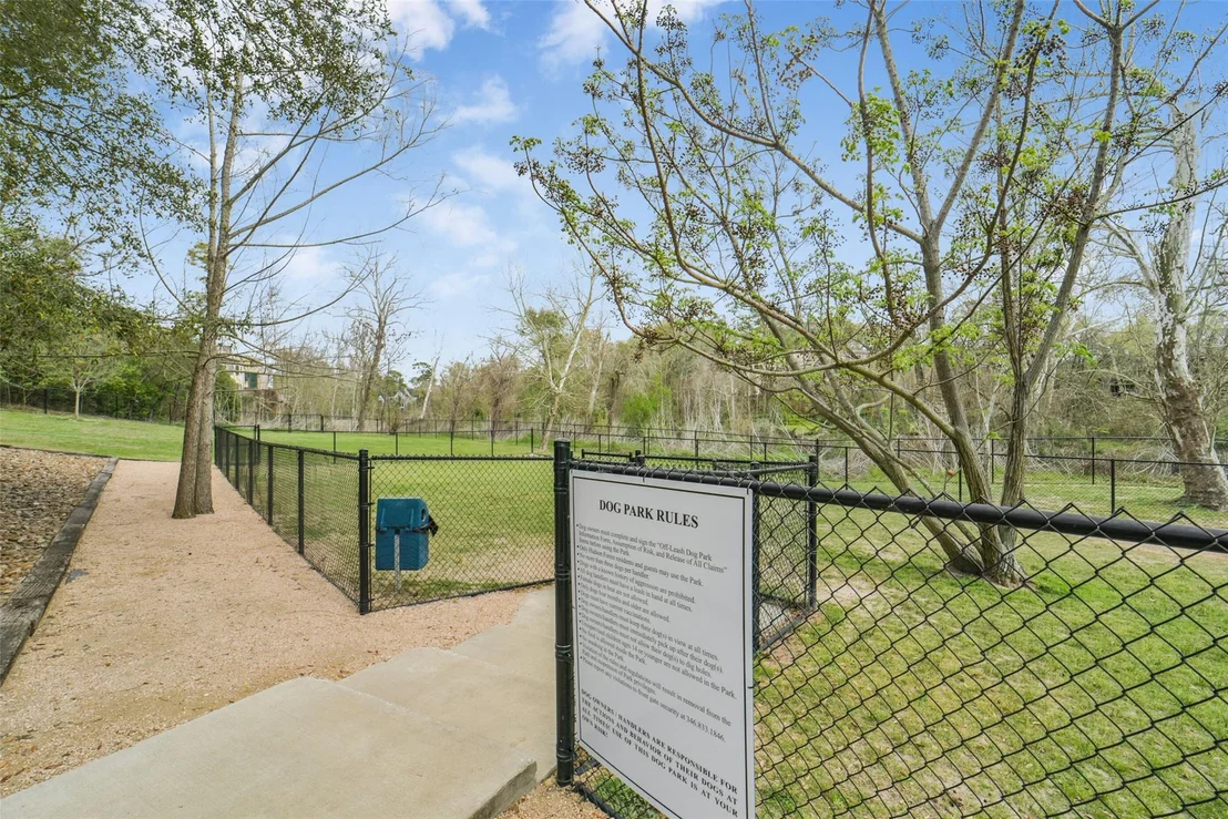 Photo of 15 Hudson Circle
