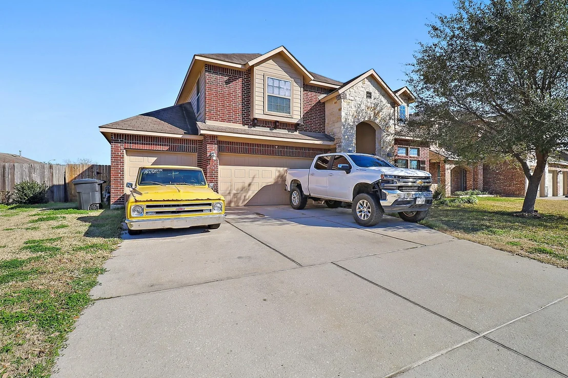 Photo of 18810 Deer Trace Drive