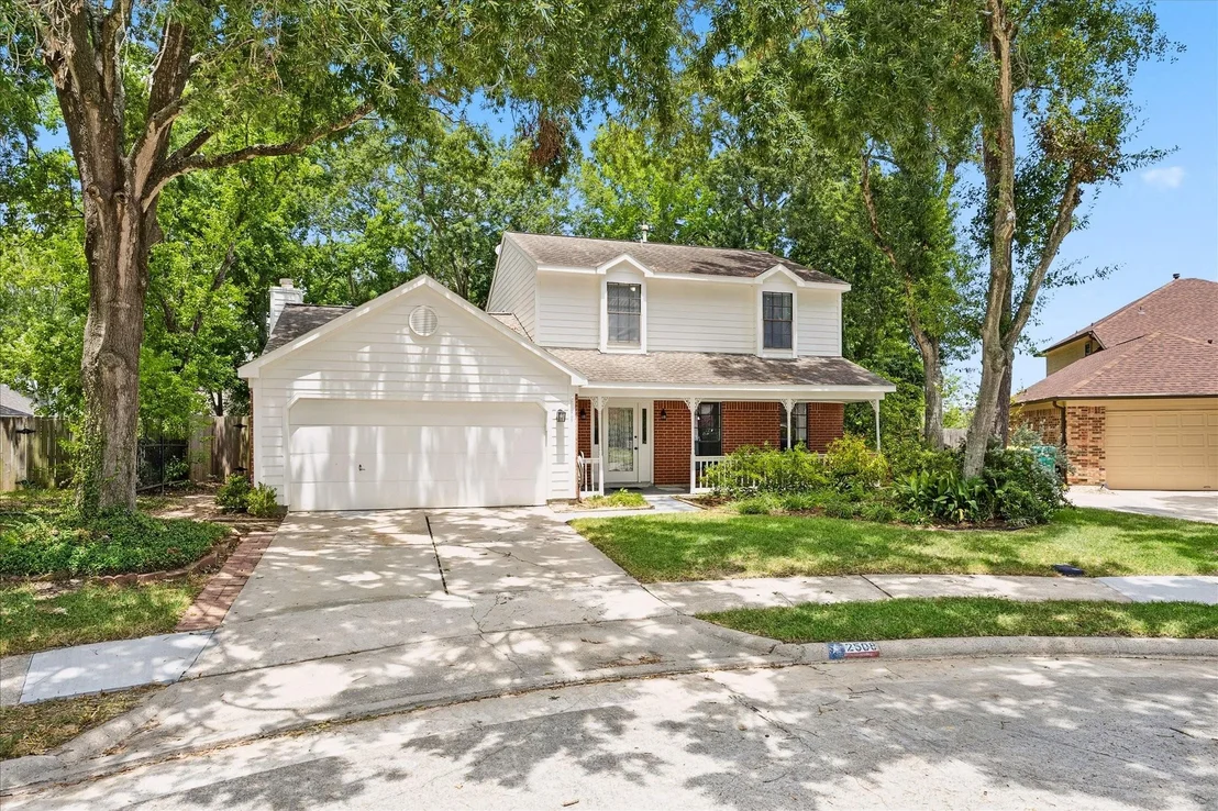 Photo of 2508 Sawyer Drive
