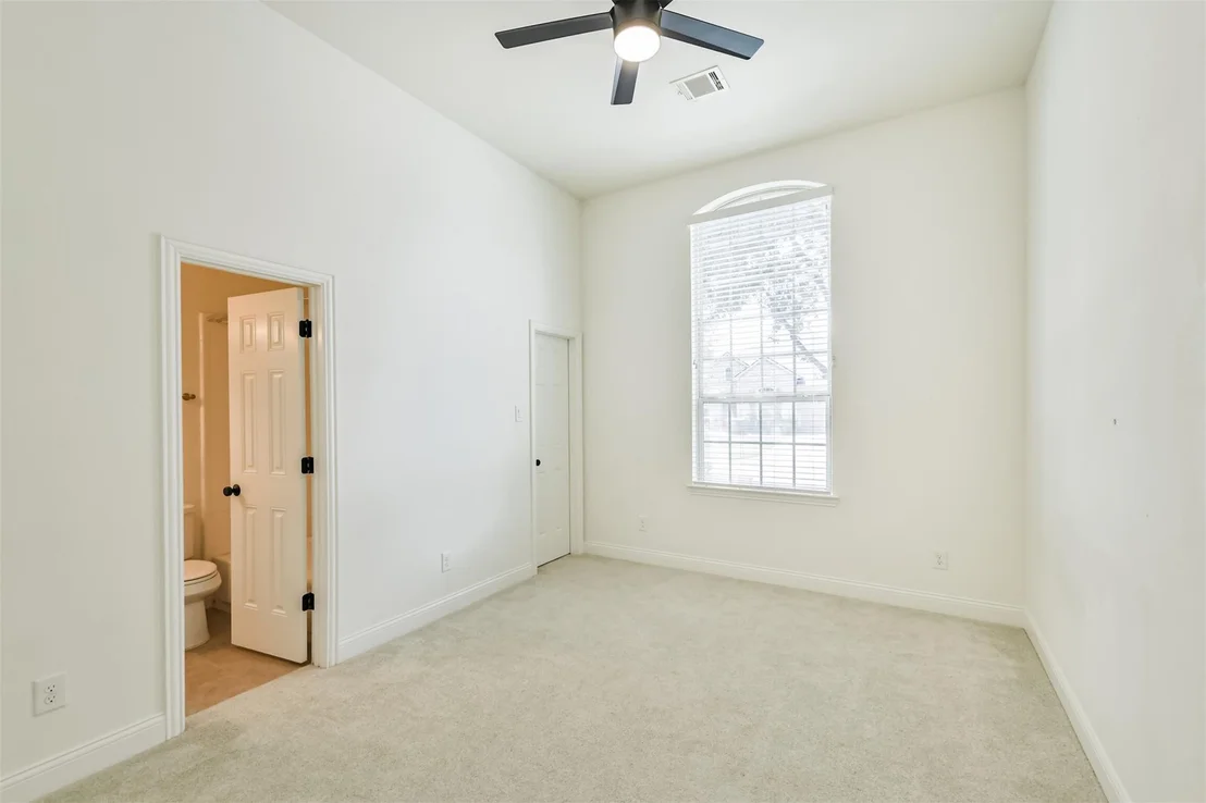 Photo of 8153 Threadtail Street