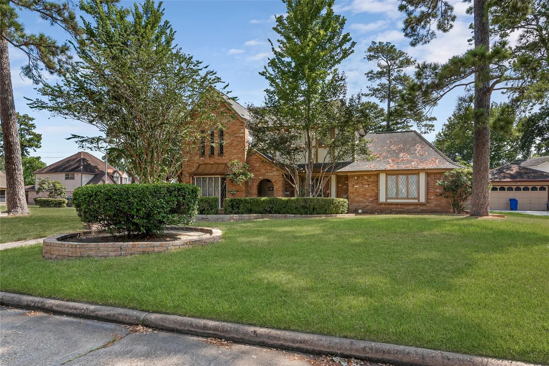 Photo of 14722 Falling Creek Drive