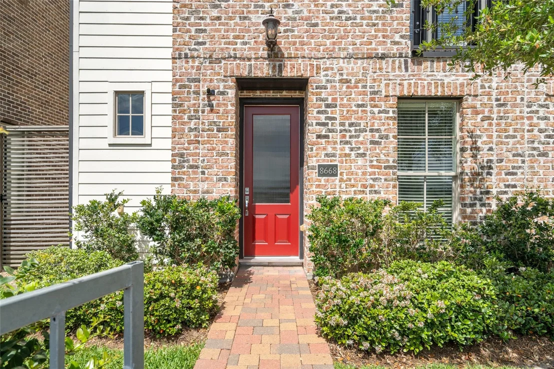 Photo of 8668 Emnora Lane