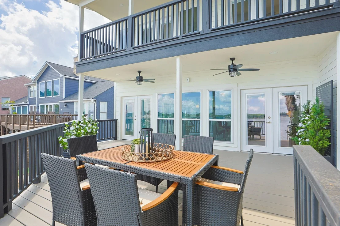 Photo of 848 Lake View Drive
