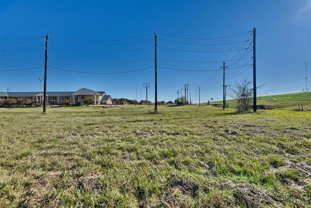 Photo of 1200 Highway 6