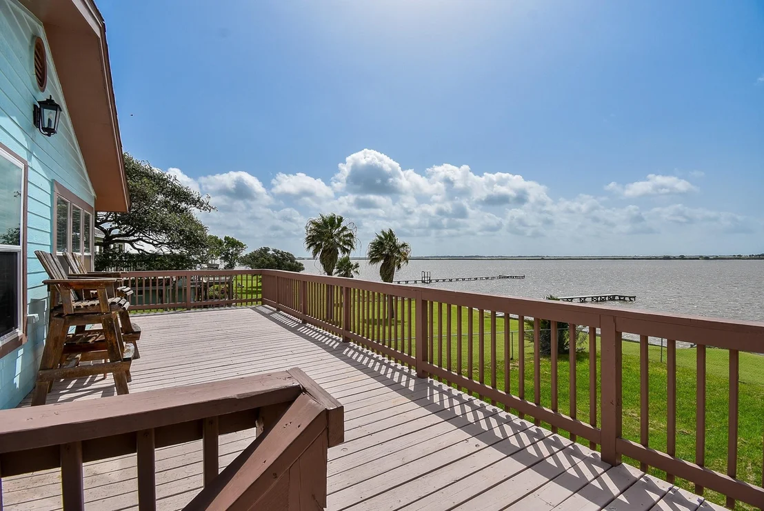 Photo of 2116 W Bayshore Drive