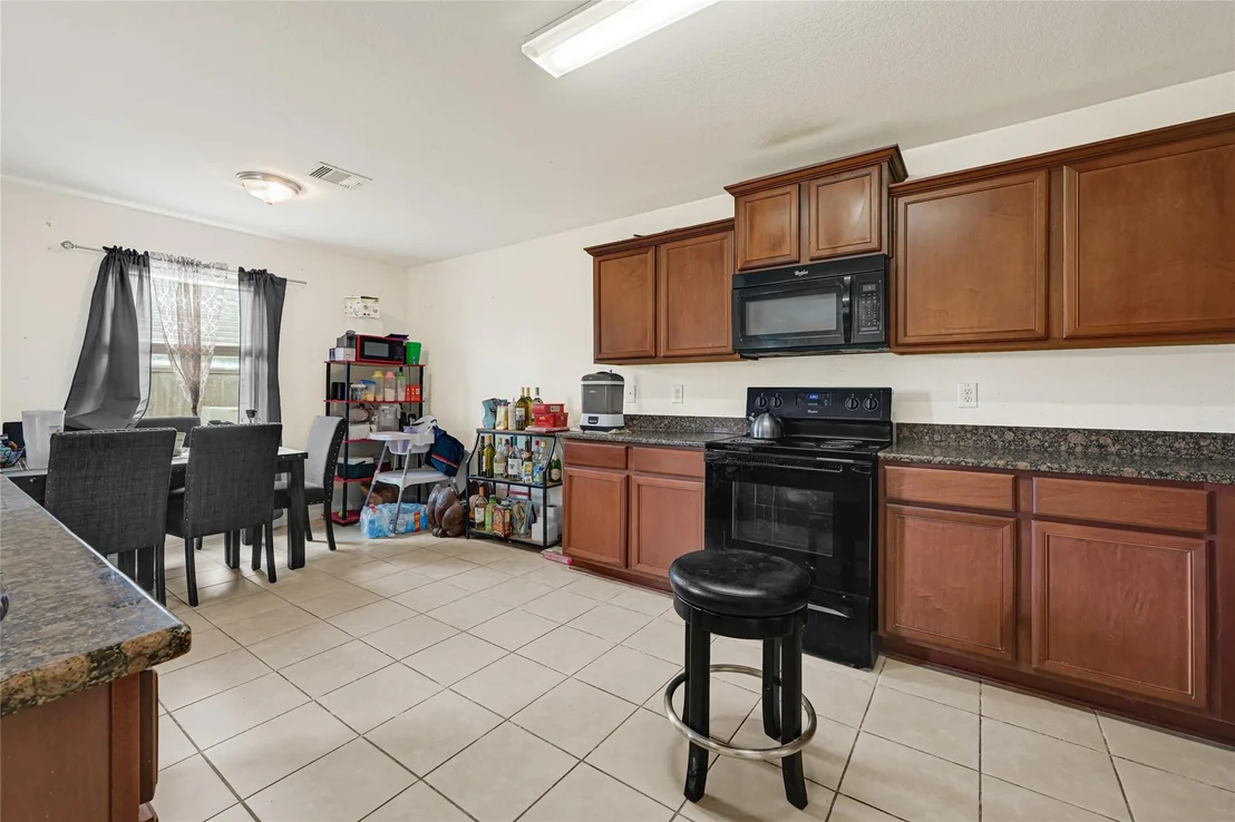 Photo of 106 Mojave Lane