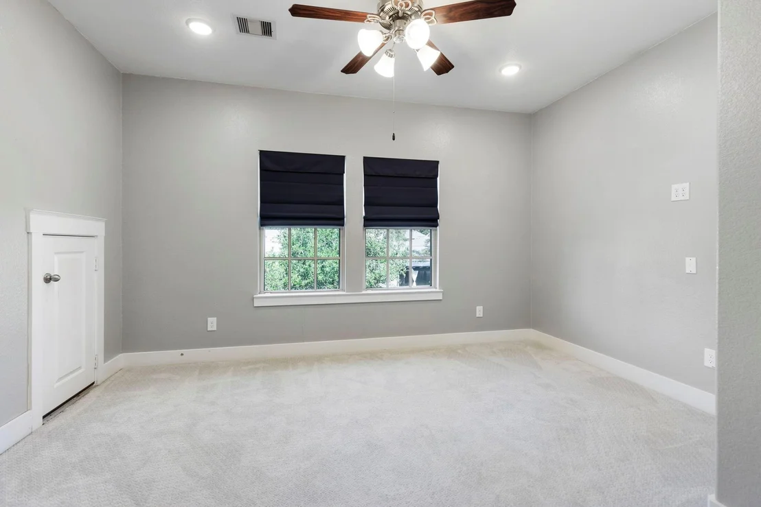 Photo of 270 Rockwell Park Boulevard