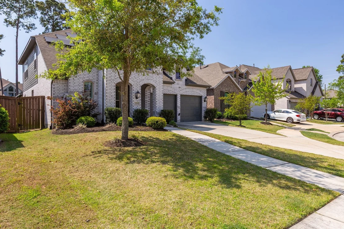Photo of 12110 Woodnote Lane