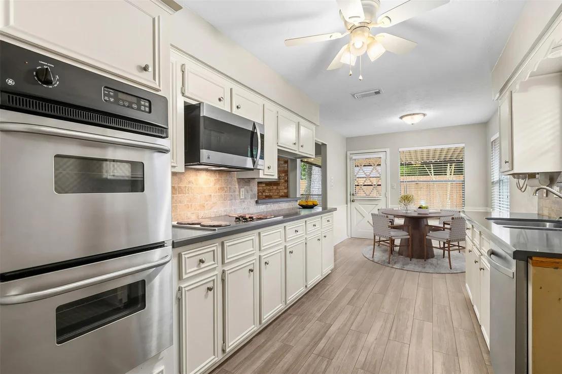 Photo of 25907 Long Hill Lane
