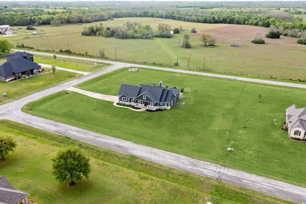 Photo of 593 Ruby Drive