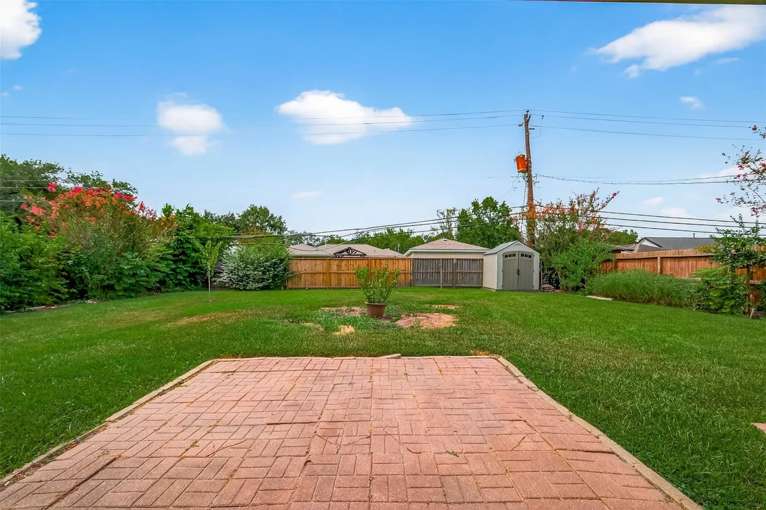 Photo of 11102 Endicott Lane
