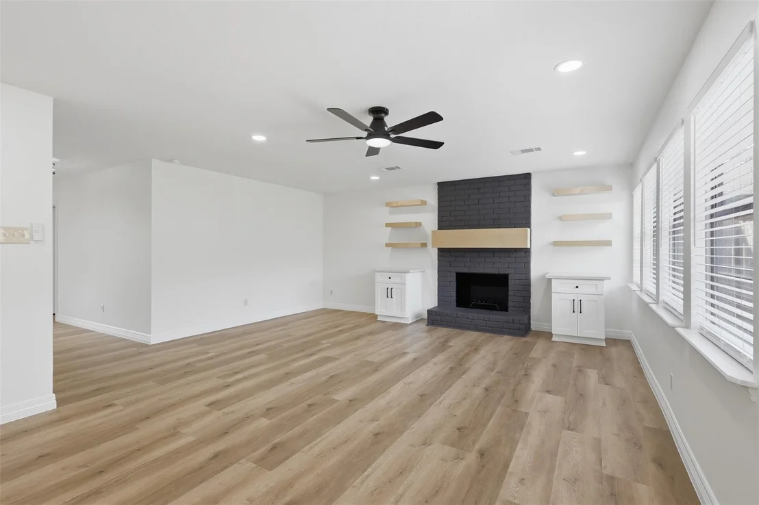 Photo of 16306 Mill Point