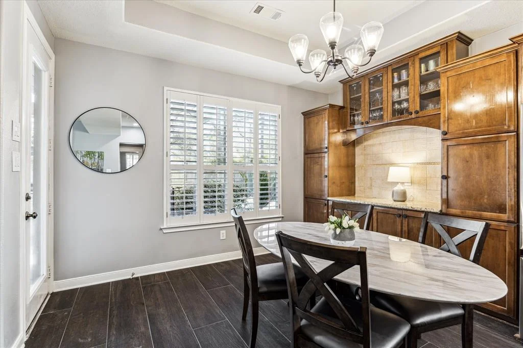 Photo of 54 E Beckonvale Circle