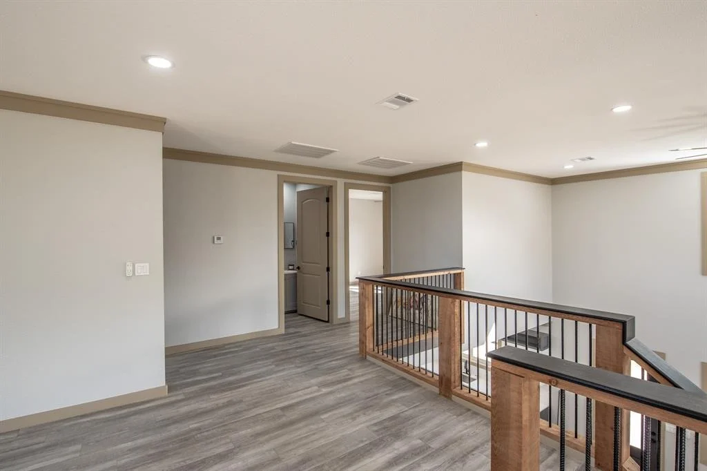 Photo of 103 Whispering Oaks