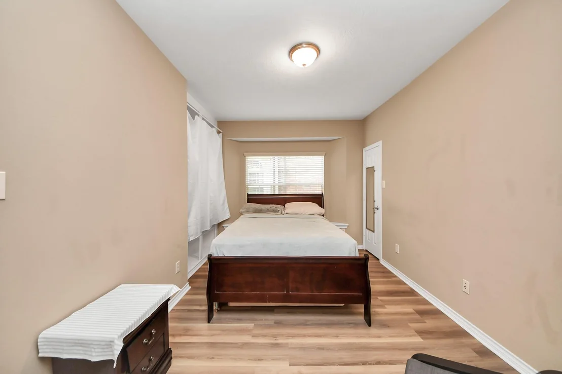 Photo of 706 River Delta Lane