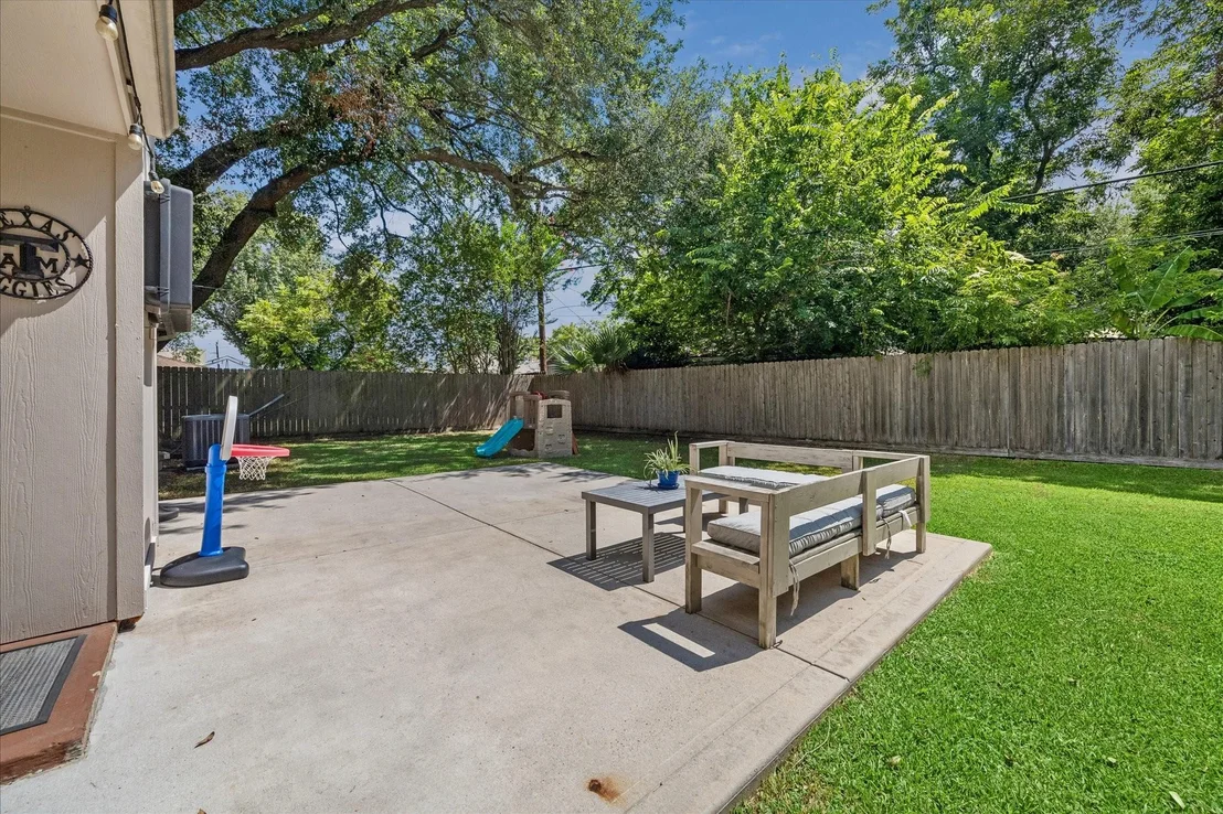 Photo of 2622 Parana Drive