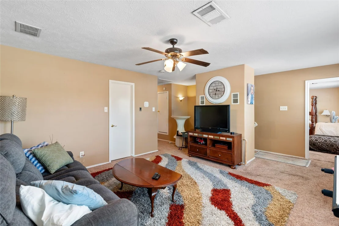 Photo of 3727 Oak Lace Drive