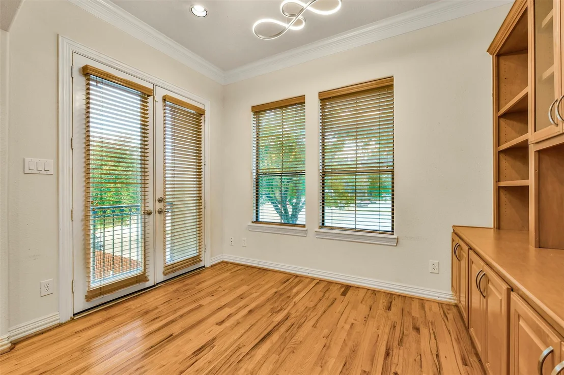 Photo of 3030 Orchard Drive