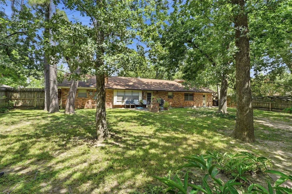 Photo of 823 Saint George Lane