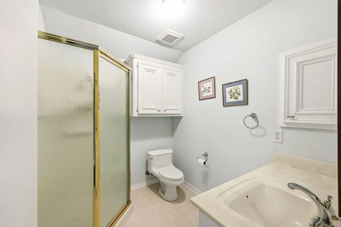 Photo of 11995 White Oak Crossing