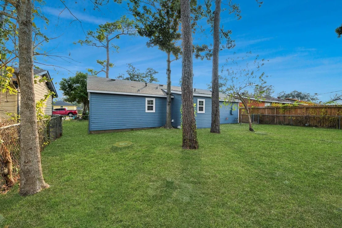 Photo of 6511 Mohawk Street