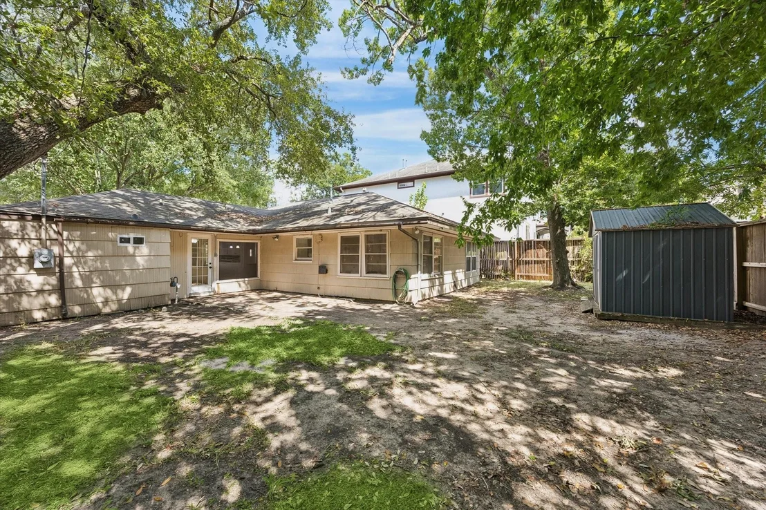 Photo of 5119 Patrick Henry