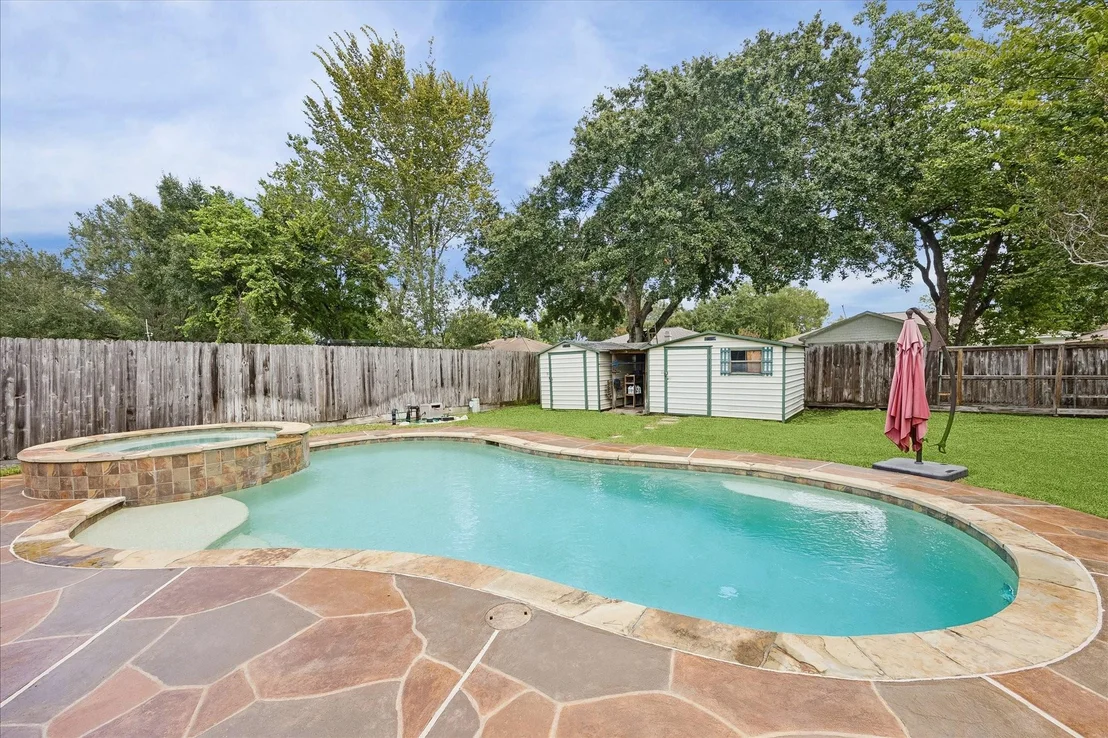 Photo of 13626 Greenridge Drive