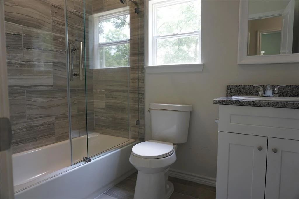 Photo of 14848 Lamar Road