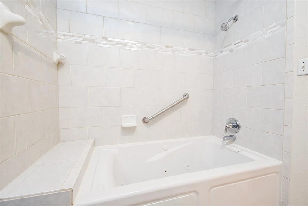 Photo of 13330 Woodside Lane