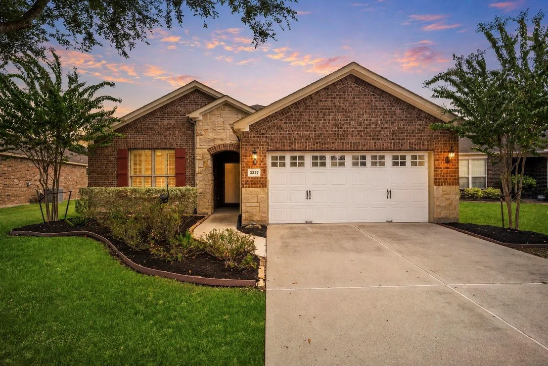 Photo of 3227 Persimmon Grove