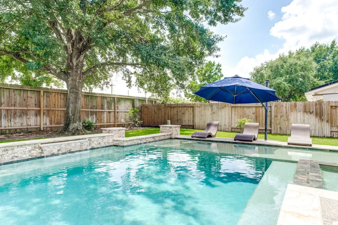 Photo of 10407 Middlerose Lane