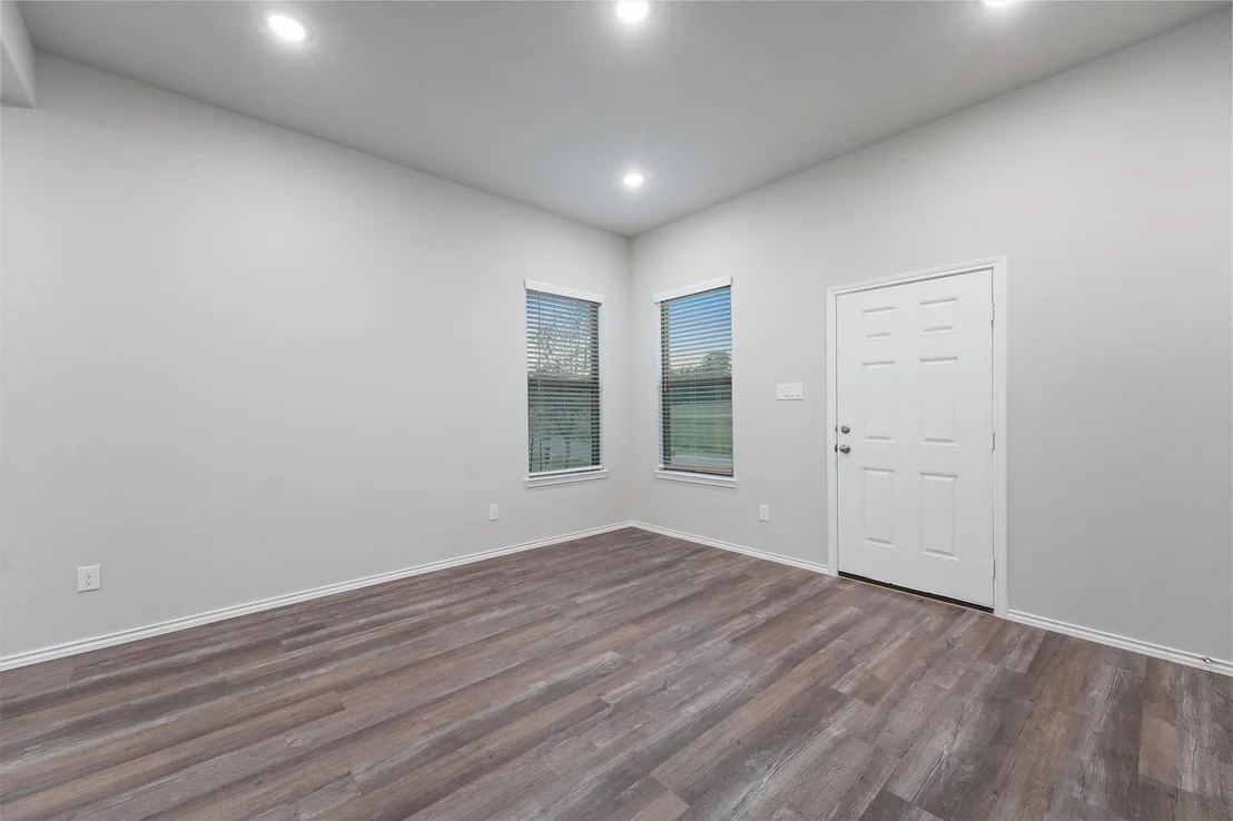 Photo of 140 Byrd Drive