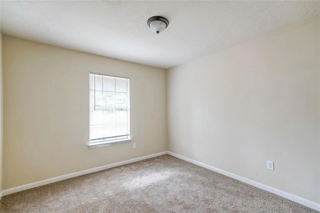 Photo of 306 Hollywood Drive