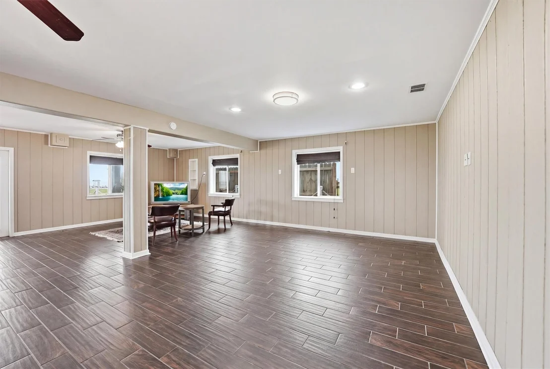 Photo of 7712 Channelview Drive