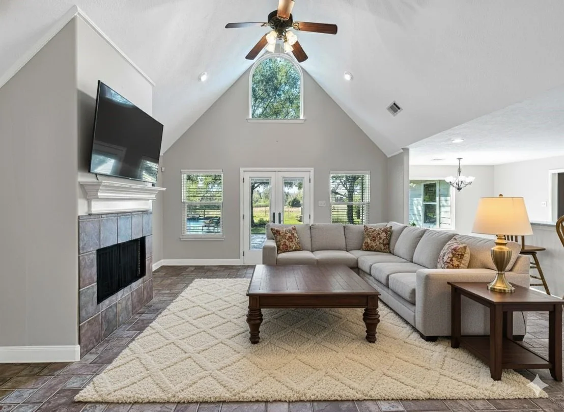 Photo of 32601 Rogers Road