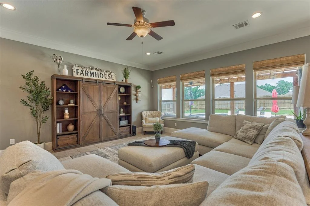 Photo of 40694 Damuth Drive