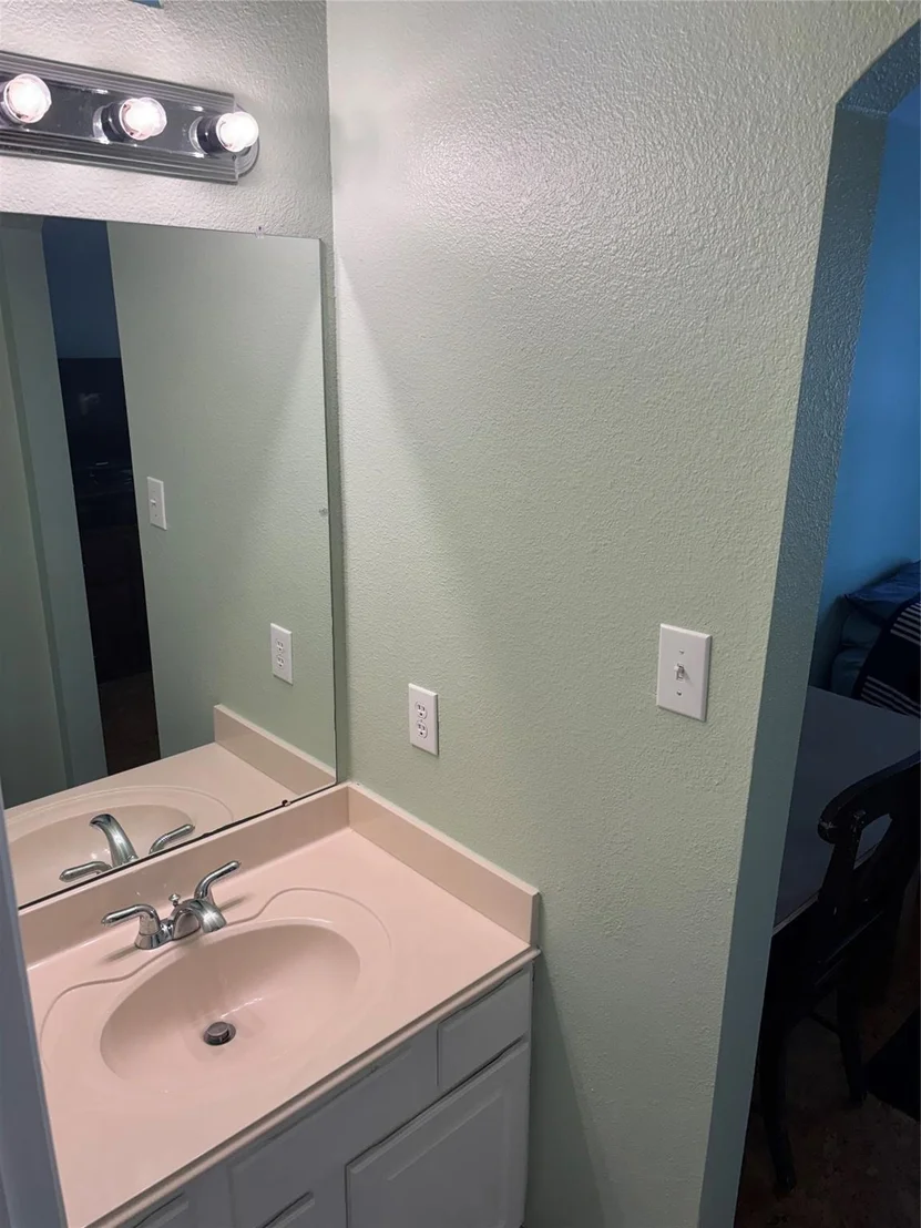 Photo of 16003 Rustlers Trail Lane