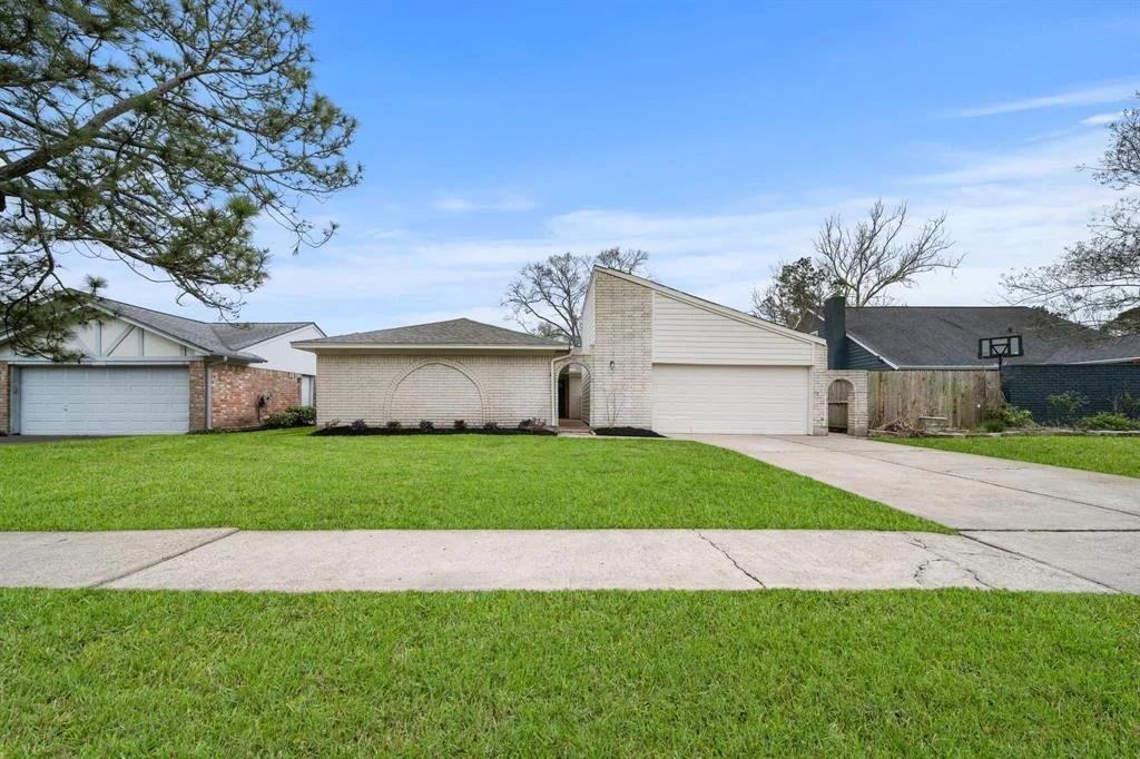 Photo of 15906 Brookford Drive