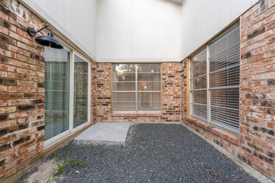 Photo of 6502 Trail Valley Way