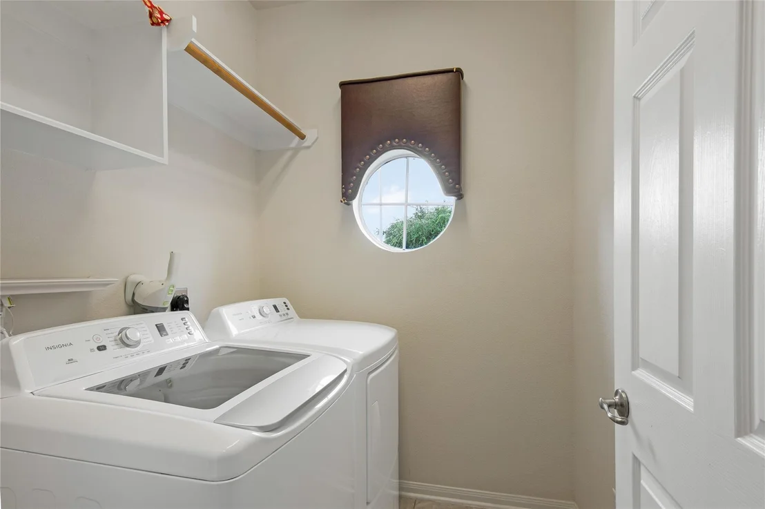 Photo of 21406 Avalon Queen Drive