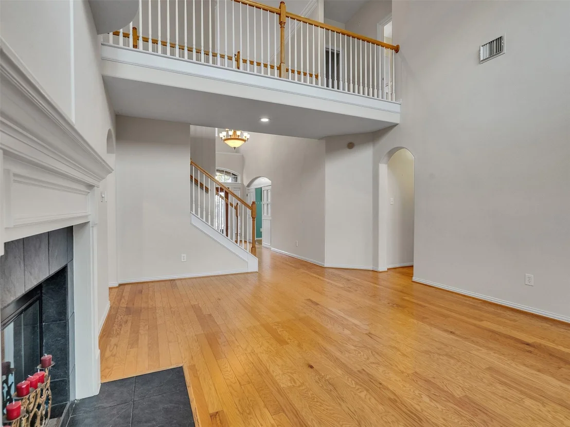 Photo of 2407 Beacon Pointe