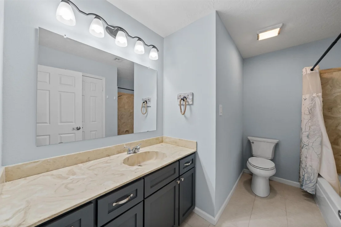 Photo of 2516 Village Circle Drive