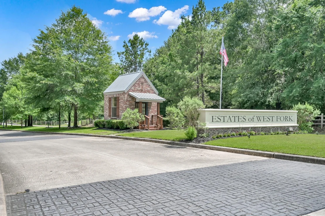 Photo of 4792 W Fork Blvd