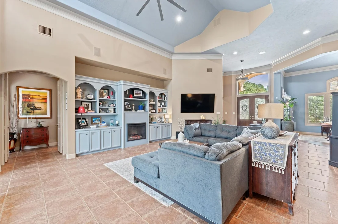 Photo of 9722 Crestwater Circle