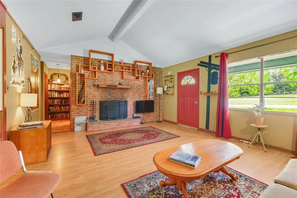 Photo of 70 Magnolia Place