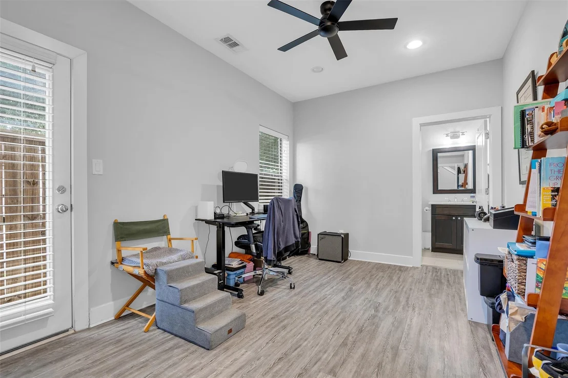 Photo of 961 Saint Augustine Street