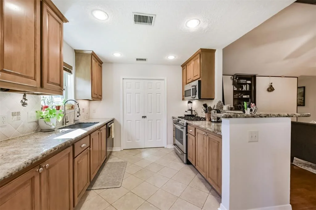 Photo of 12938 Dermott Drive